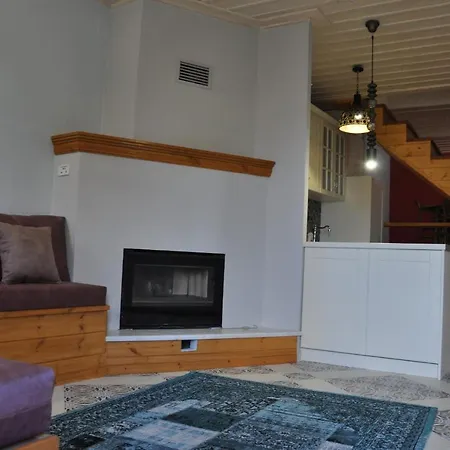 Apostolia's Big House Bed And View