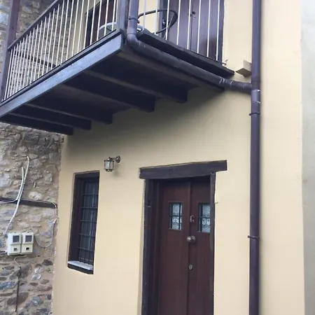 Apostolia's Big House Bed And View