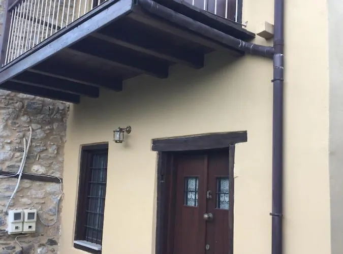 Apostolia's Big House Bed And View